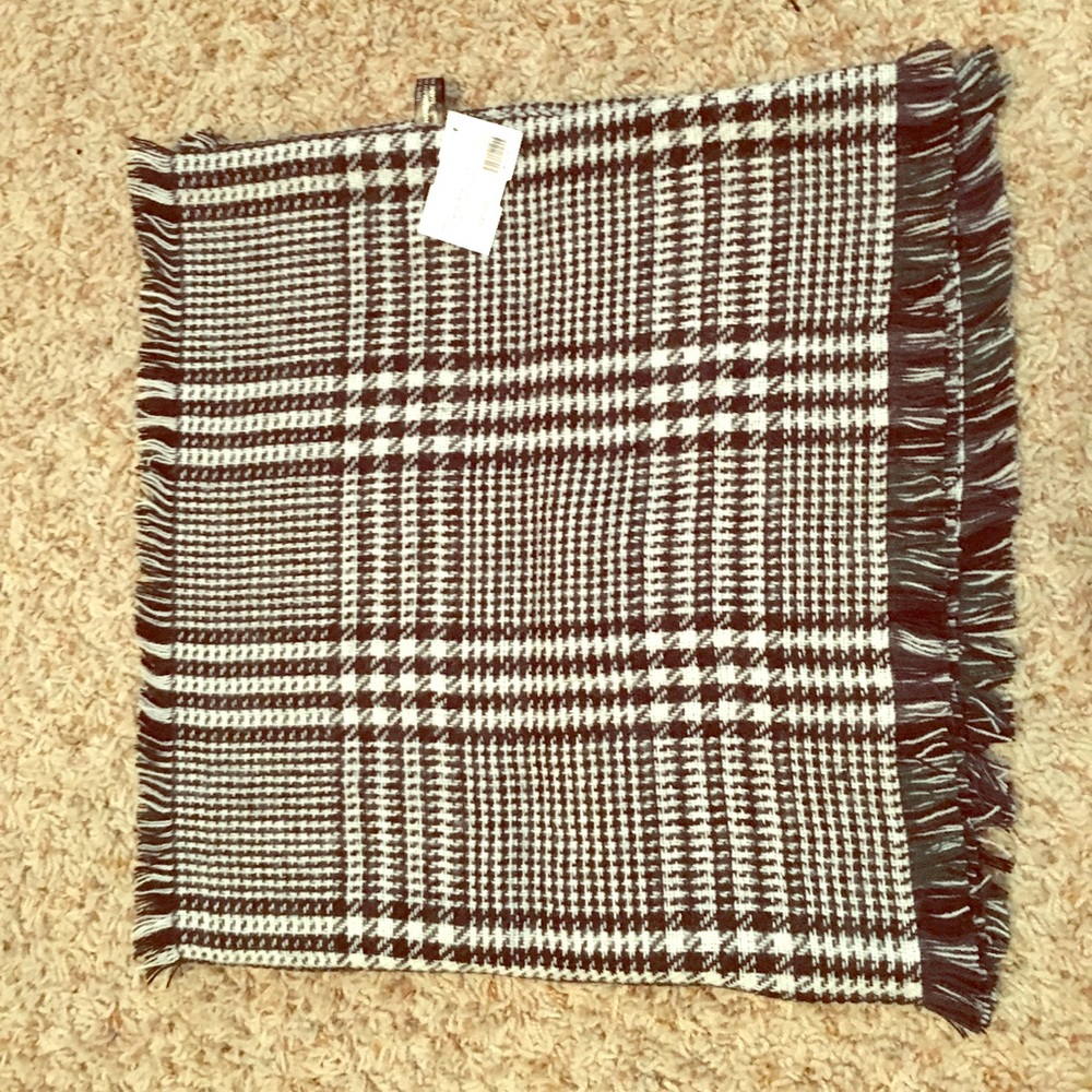 NWT Reversible Infinity Scarf